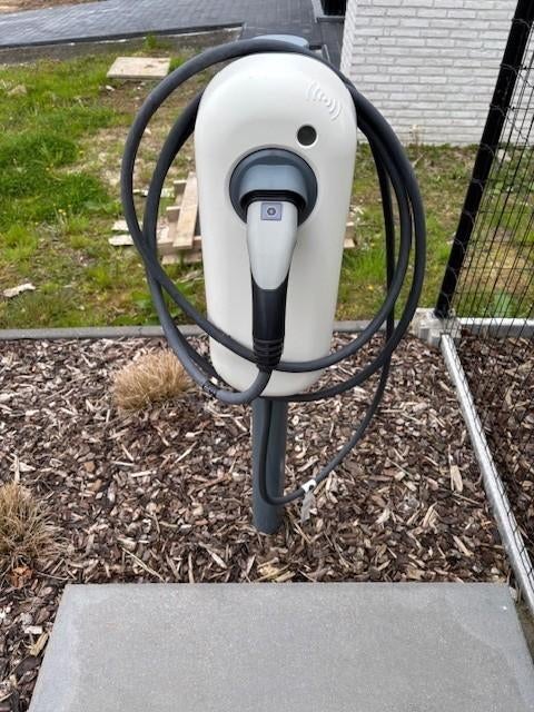 Laadstation Shell Recharge incl laadpaal, Auto diversen, Laadpalen, Ophalen, Zo goed als nieuw, Laadpaal
