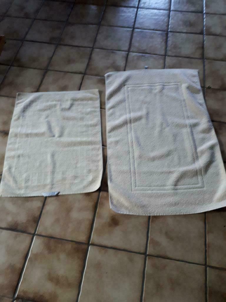 badmatjes, Ophalen of Verzenden, Nieuw, Geel, Badmat