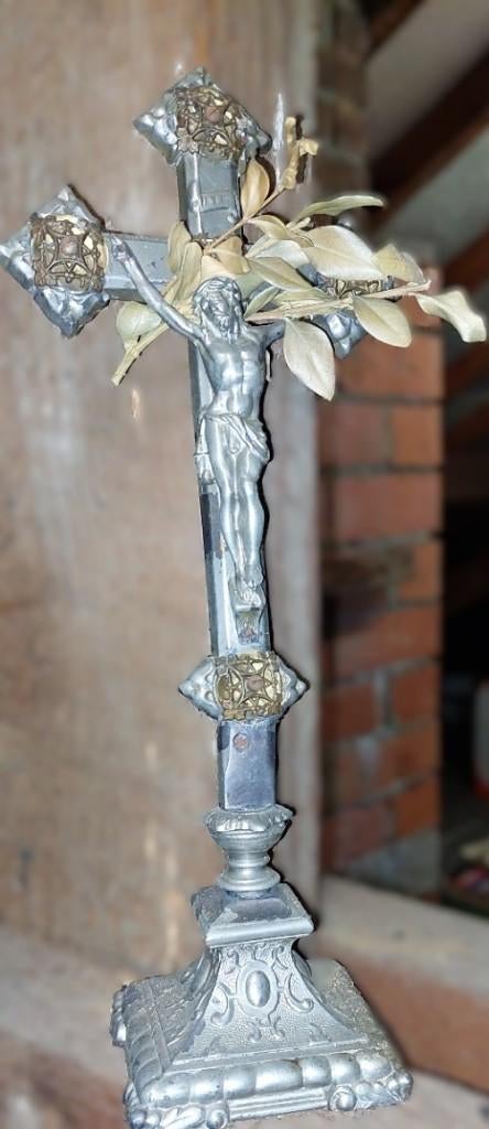 Croix ecclésiastique ancienne statue de dévotion socle métal, Enlèvement ou Envoi, Utilisé, Image, Christianisme | Catholique