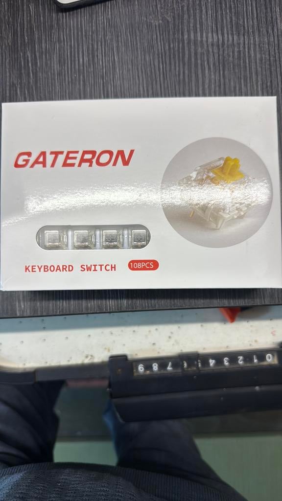 Keyboard switch, Enlèvement ou Envoi