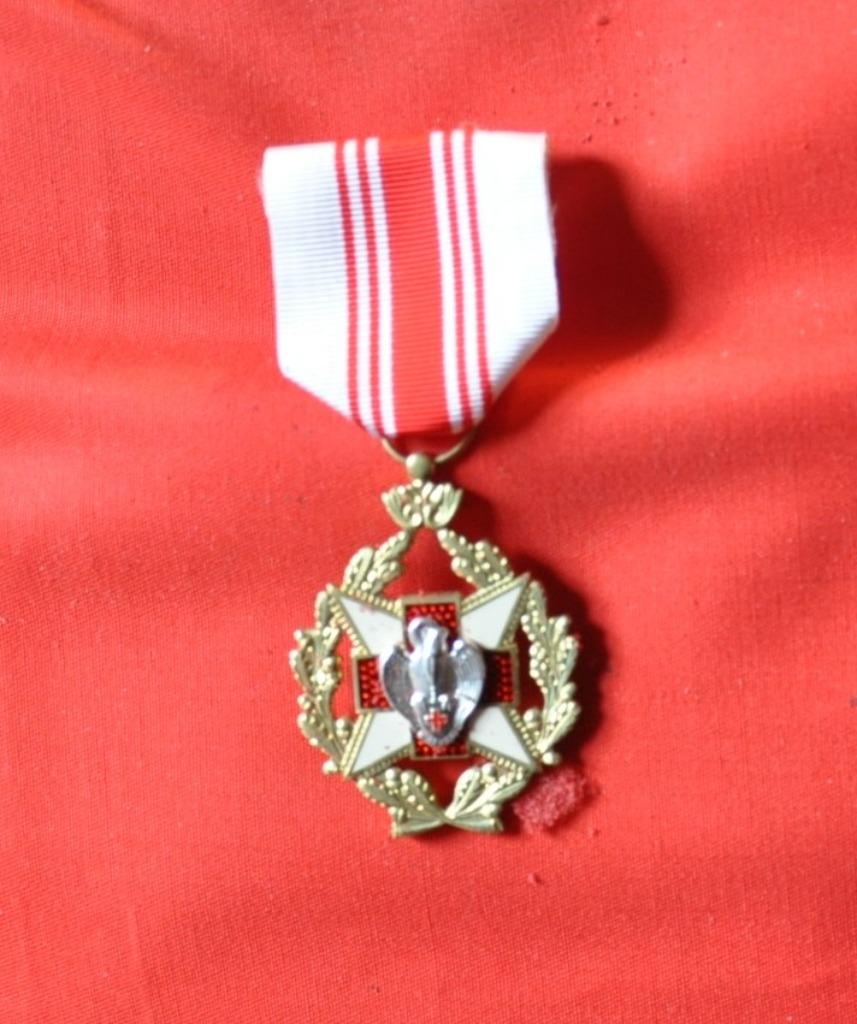 medaille donneur de sang vintage croix rouge, Enlèvement ou Envoi