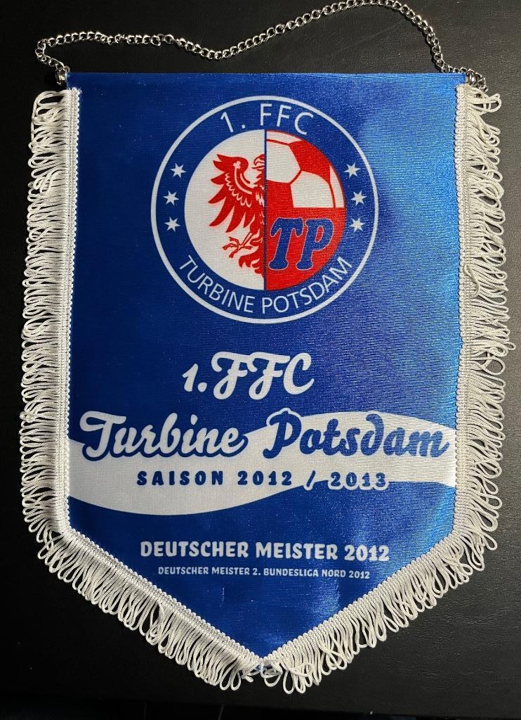 FFC Turbine Potsdam wimpel 2012/13 38x26cm, Ophalen of Verzenden, Nieuw, Vaantje of Sjaal