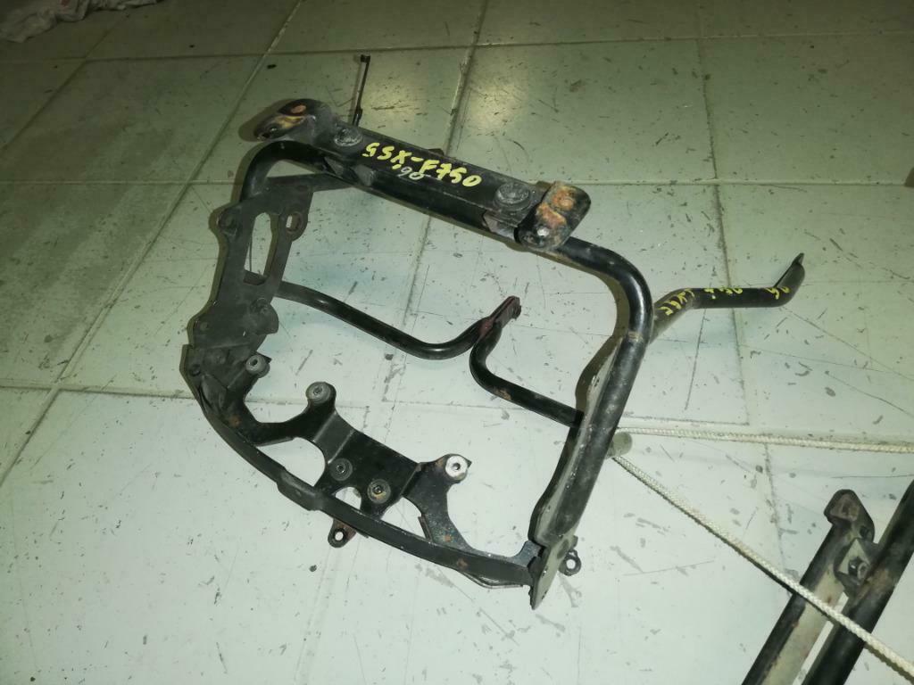 suzuki gsxf 600/750 van '88-'97  kopkuipsteun, Enlèvement ou Envoi, Utilisé