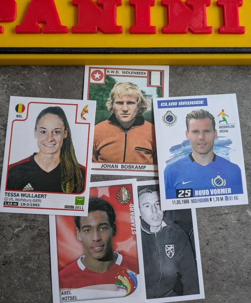 AUTOCOLLANTS PANINI FOOTBALL 2018/19 5 CHAUSSURES DORÉES, Enlèvement ou Envoi, Neuf