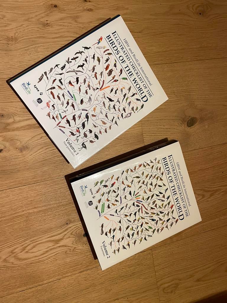 Illustrated Checklist of the Birds of the World - 2 volumes, Ophalen, Vogels