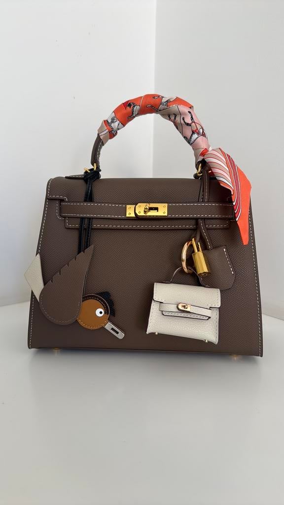 Handtas echt leer, Handtassen en Accessoires, Tassen | Damestassen, Ophalen of Verzenden, Nieuw, Handtas