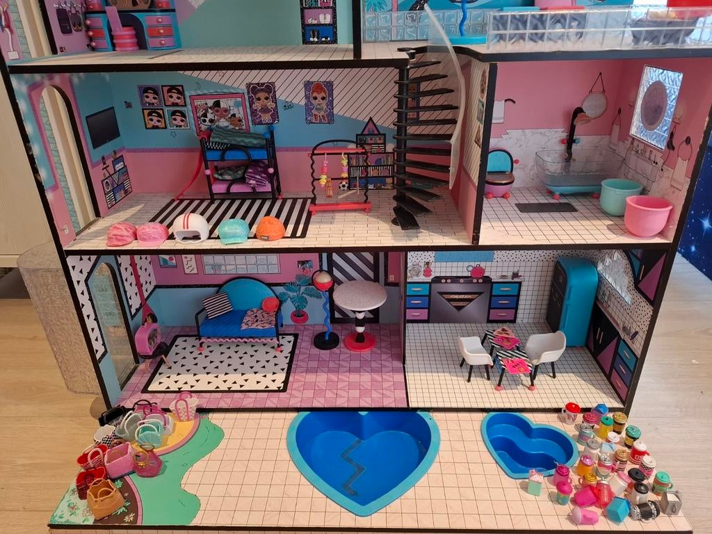 Lol poppenhuisje, Ophalen, Gebruikt, Poppenhuis