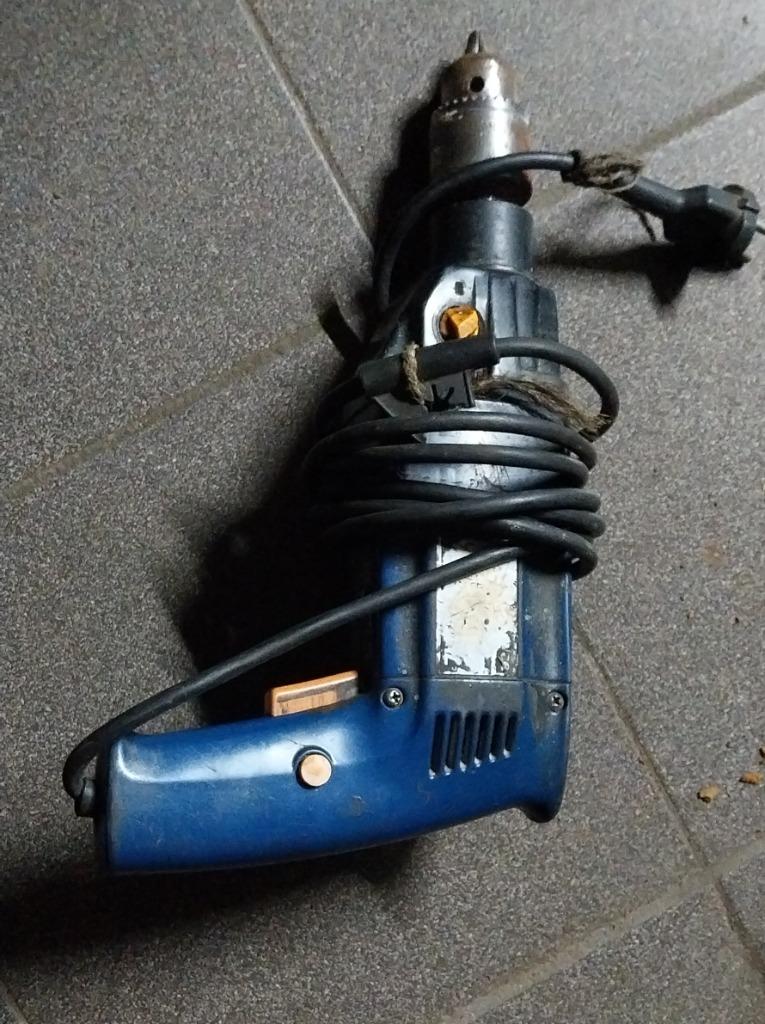 Boormachine AEG, Doe-het-zelf en Bouw, Gereedschap | Boormachines, Ophalen of Verzenden, Boormachine