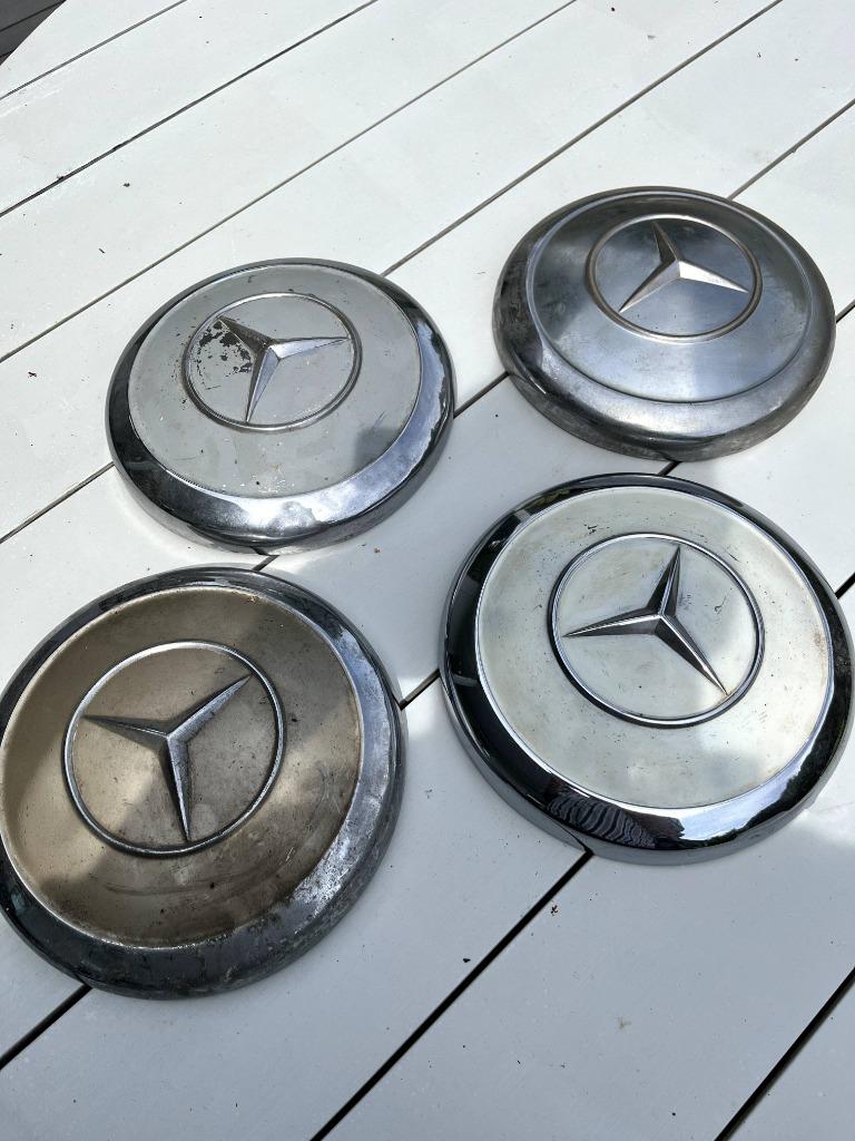 4 ENJOLIVEURS MERCEDES, Ophalen of Verzenden, Gebruikt