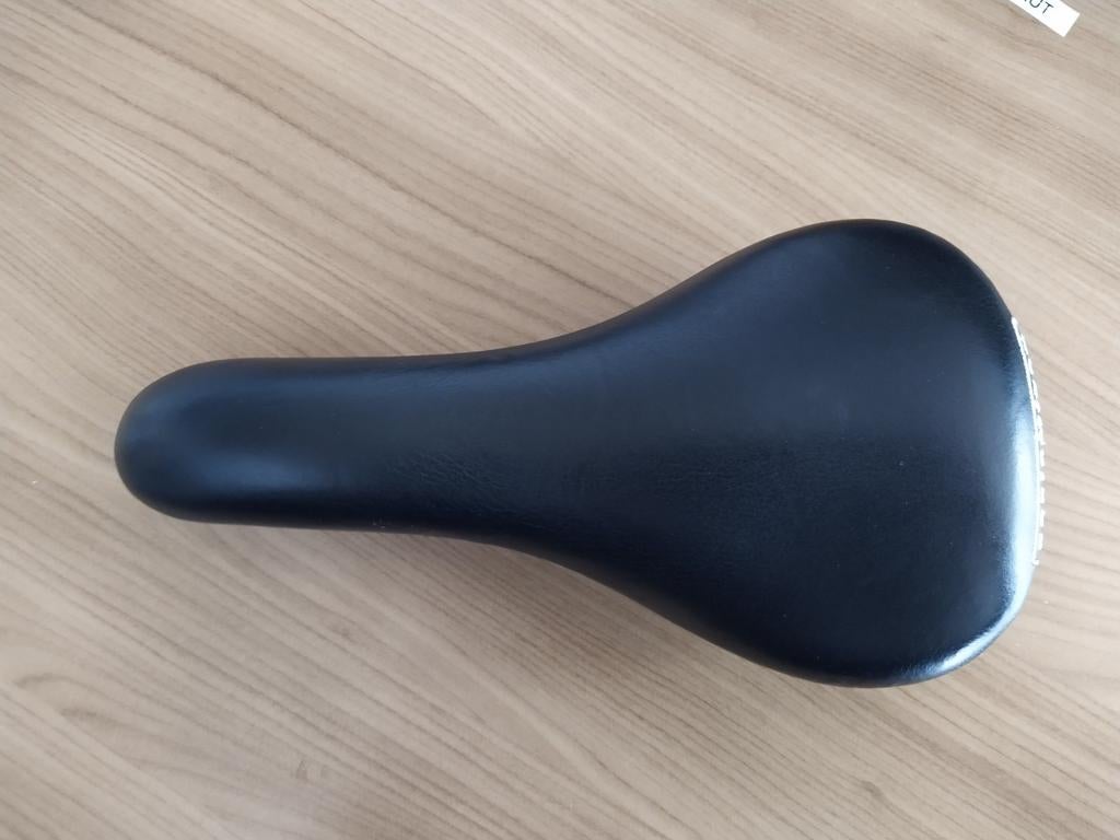 Selle de vélo Gebiomized, Enlèvement ou Envoi, Comme neuf, Selle, Gebiomized