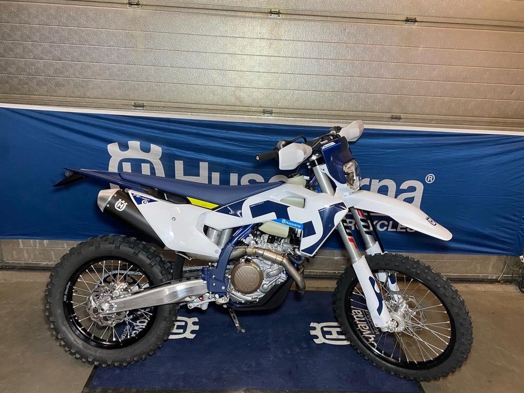 Husqvarna FE 450 2026 uit voorraad leverbaar, Motoren, 450 cc, Particulier, Enduro, 1 cilinder