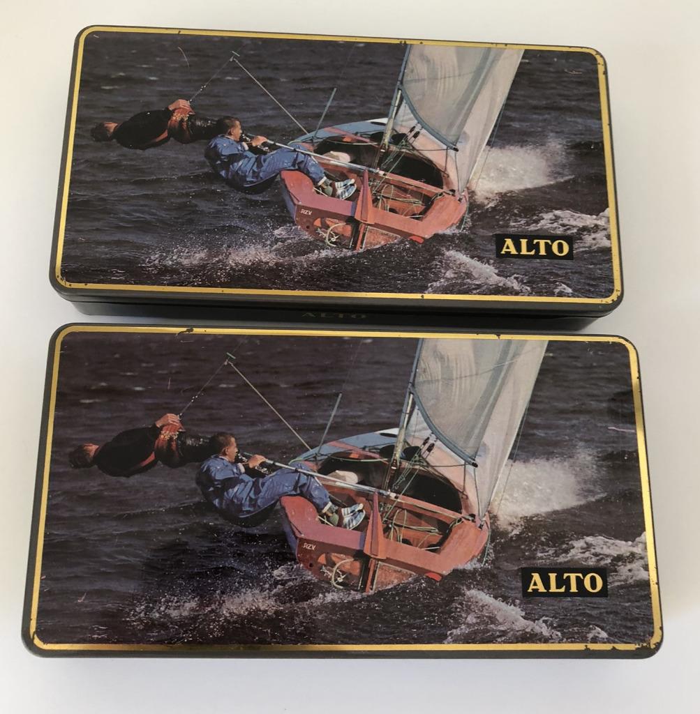 Sigarenblik Alto - 2 stuks - deksel: zeilers, Verzamelen, Ophalen of Verzenden, Gebruikt, Tabaksdoos of Verpakking