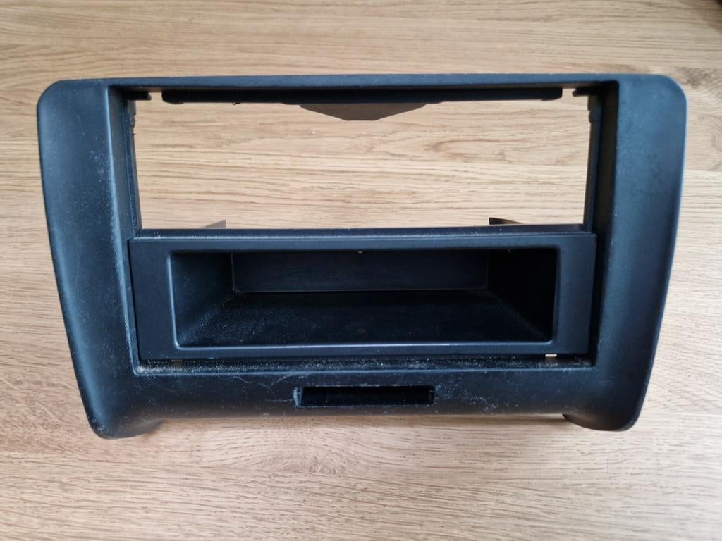 1 DIN inbouwframe radio Audi TT 8J mk2, Ophalen of Verzenden