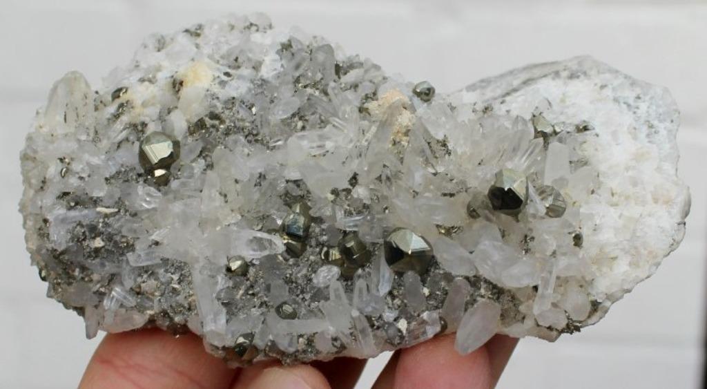 PYRITE avec QUARTZ d'Australie, Enlèvement ou Envoi, Minéral