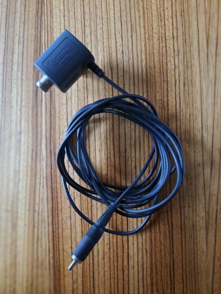 Super Nintendo modulator kabel, Ophalen of Verzenden, Zo goed als nieuw, Super NES, Oplader of Kabel