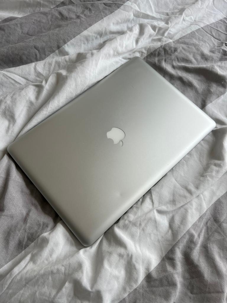 mac book pro 17 ‘ late 2011, Informatique & Logiciels, Enlèvement, Comme neuf