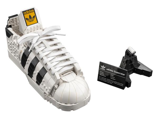 Lego 10282 Creator Expert Adidas Originals Superstar NIEUW, Neuf, Lego, Ensemble complet, Enlèvement