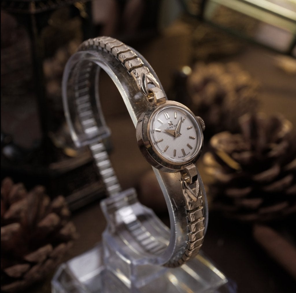 Omega dameshorloge - 14K massief goud - vintage, Bijoux, Sacs & Beauté, Montres | Anciennes | Antiquités, Montre-bracelet, Omega