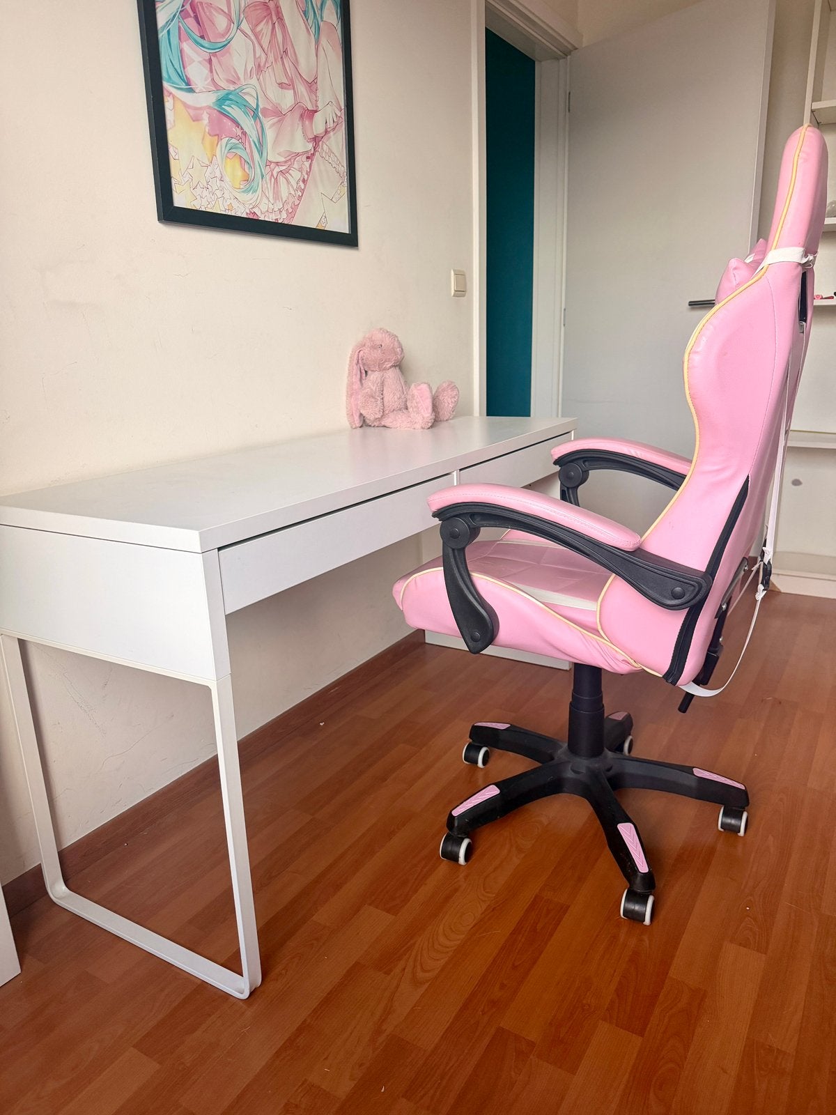Kinderkamer bureautafel + stoel, Huis en Inrichting, Bureaus, Ophalen, Zo goed als nieuw, IKEA
