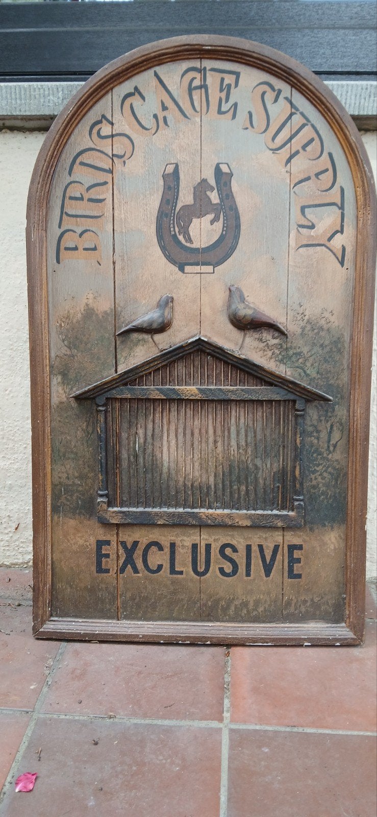Enseigne décorative ancienne, Enlèvement