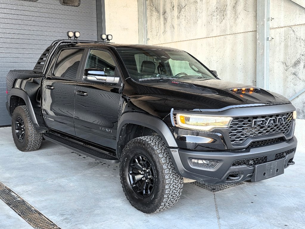 Dodge RAM RHO - Full Option - 51.000 KM - LPG - 4x4 - 540 PK, Auto's, Automaat, Verwarmde buitenspiegels, Leder, Bedrijf
