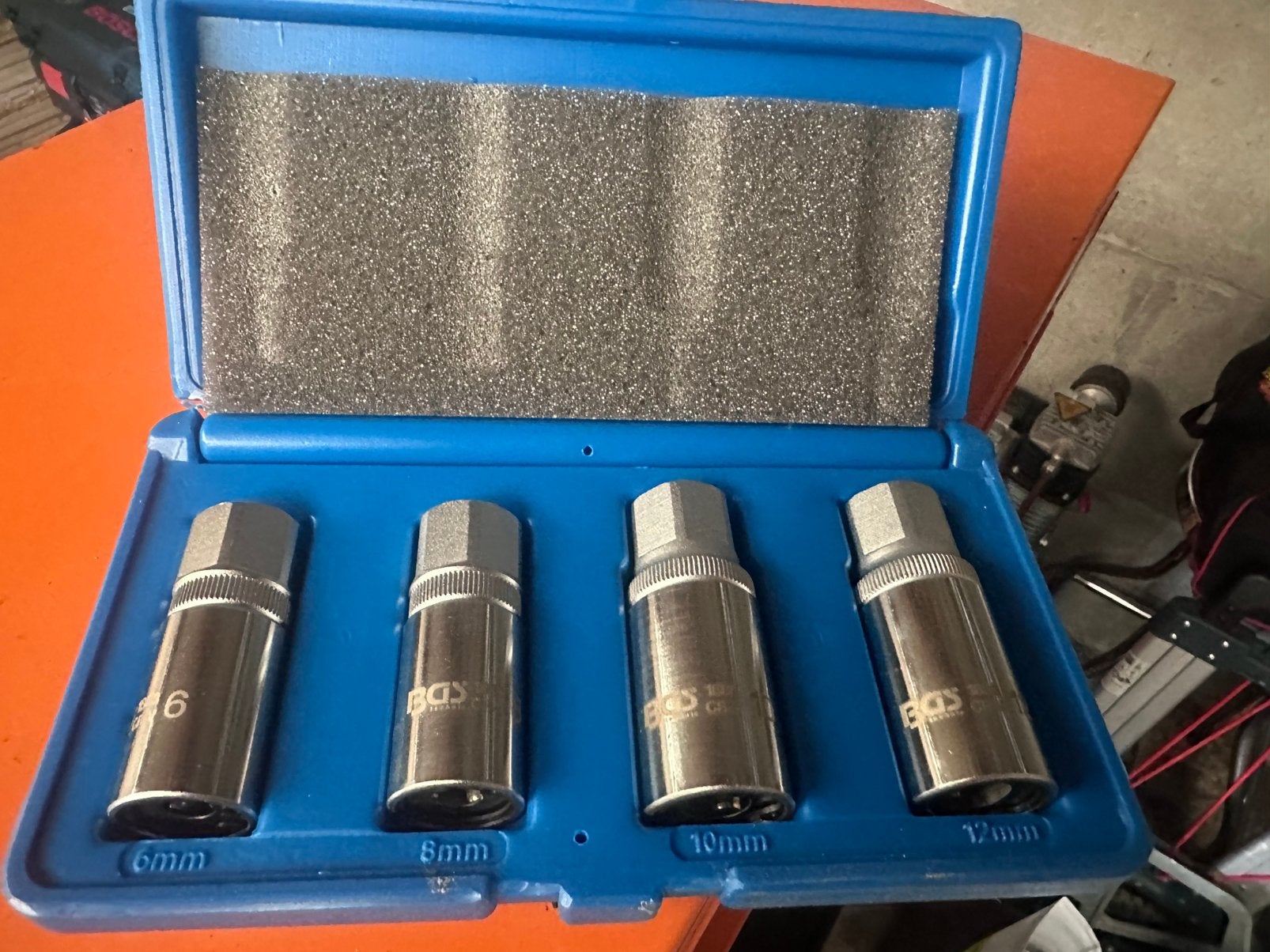 BGS Tapeind uitdraaierset, Ophalen, Nieuw