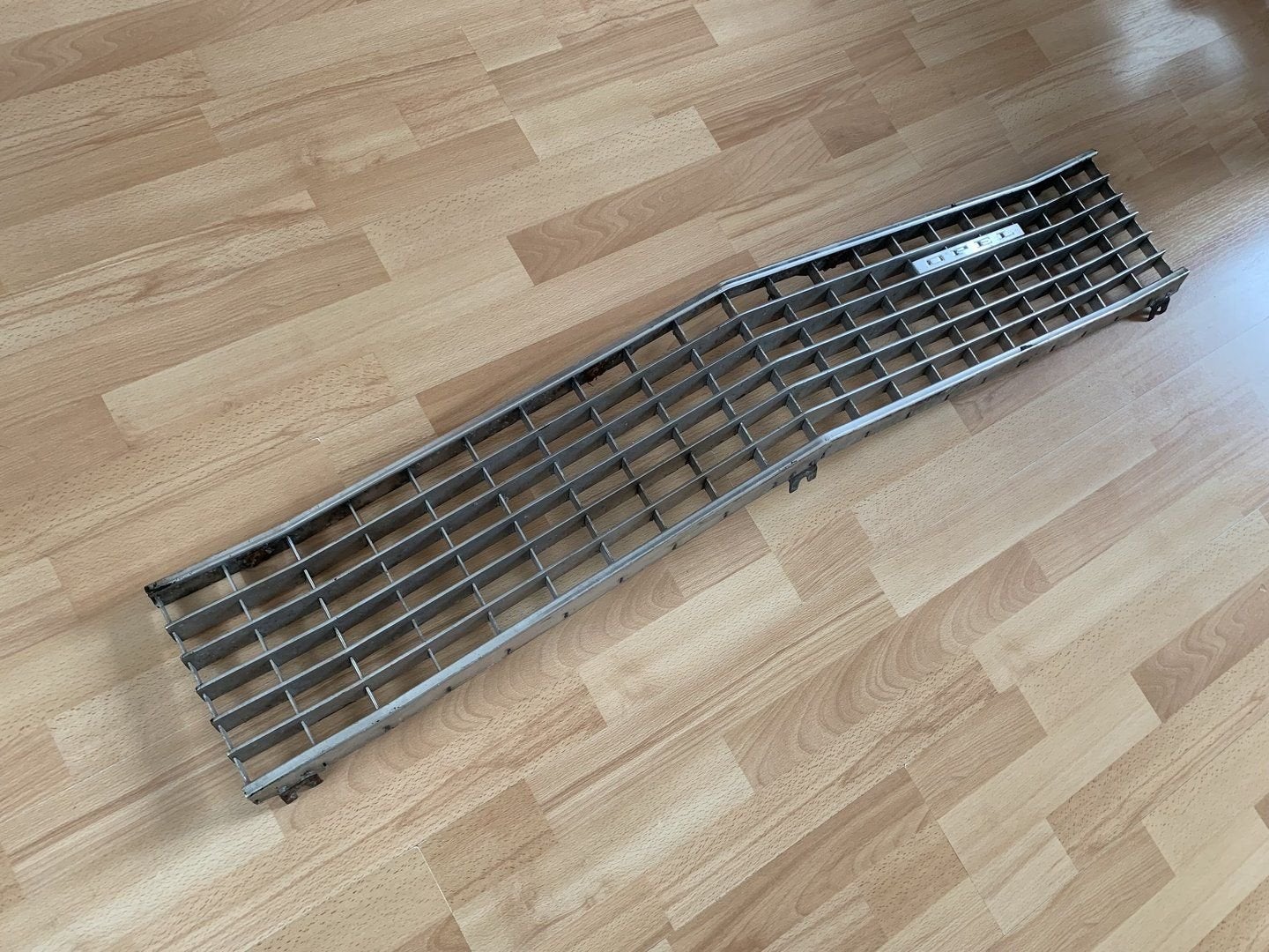 grille , grill opel diplomaat B 1969 tot 1978, Autos : Pièces & Accessoires, Autres pièces automobiles, Opel, Utilisé, Enlèvement ou Envoi