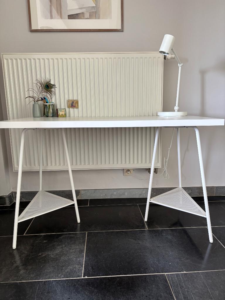 Bureau IKEA wit, Ophalen, 120 cm, Demontabel, Zo goed als nieuw