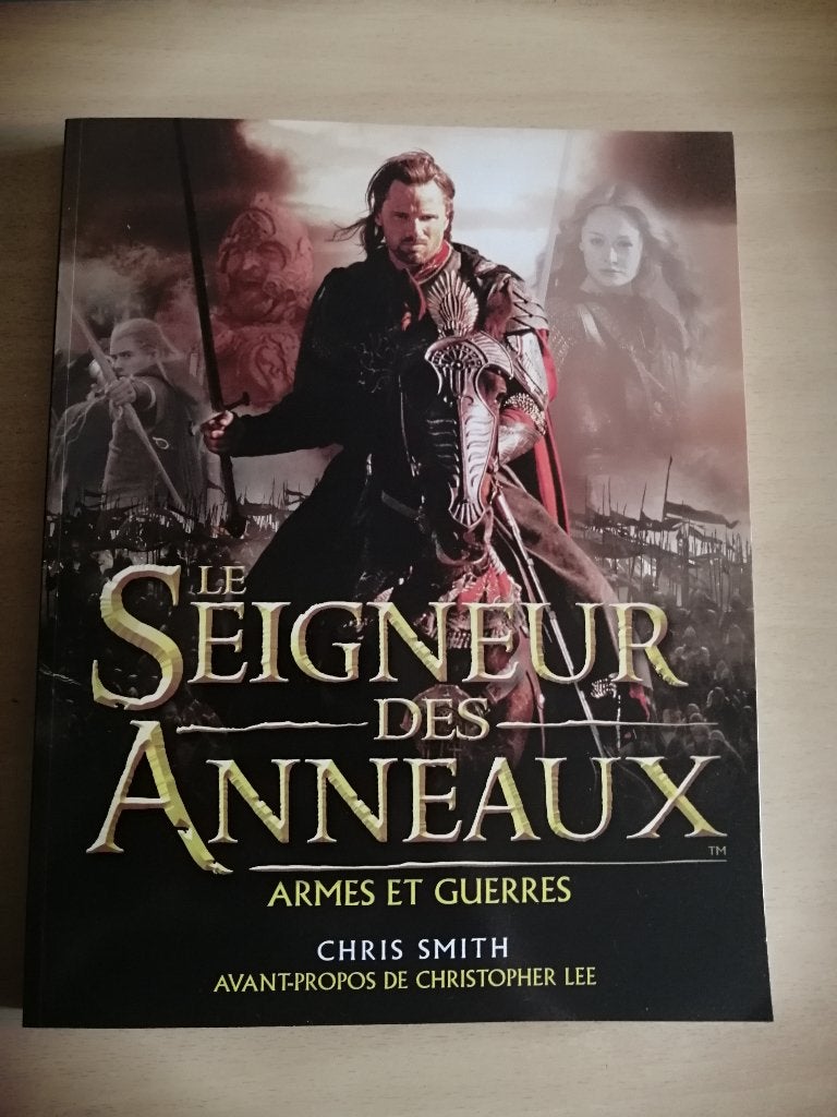 Le Seigneur des Anneaux : Armes et guerres de Chris Smith, Collections, Lord of the Rings, Enlèvement ou Envoi, Comme neuf, Livre, Poster ou Affiche