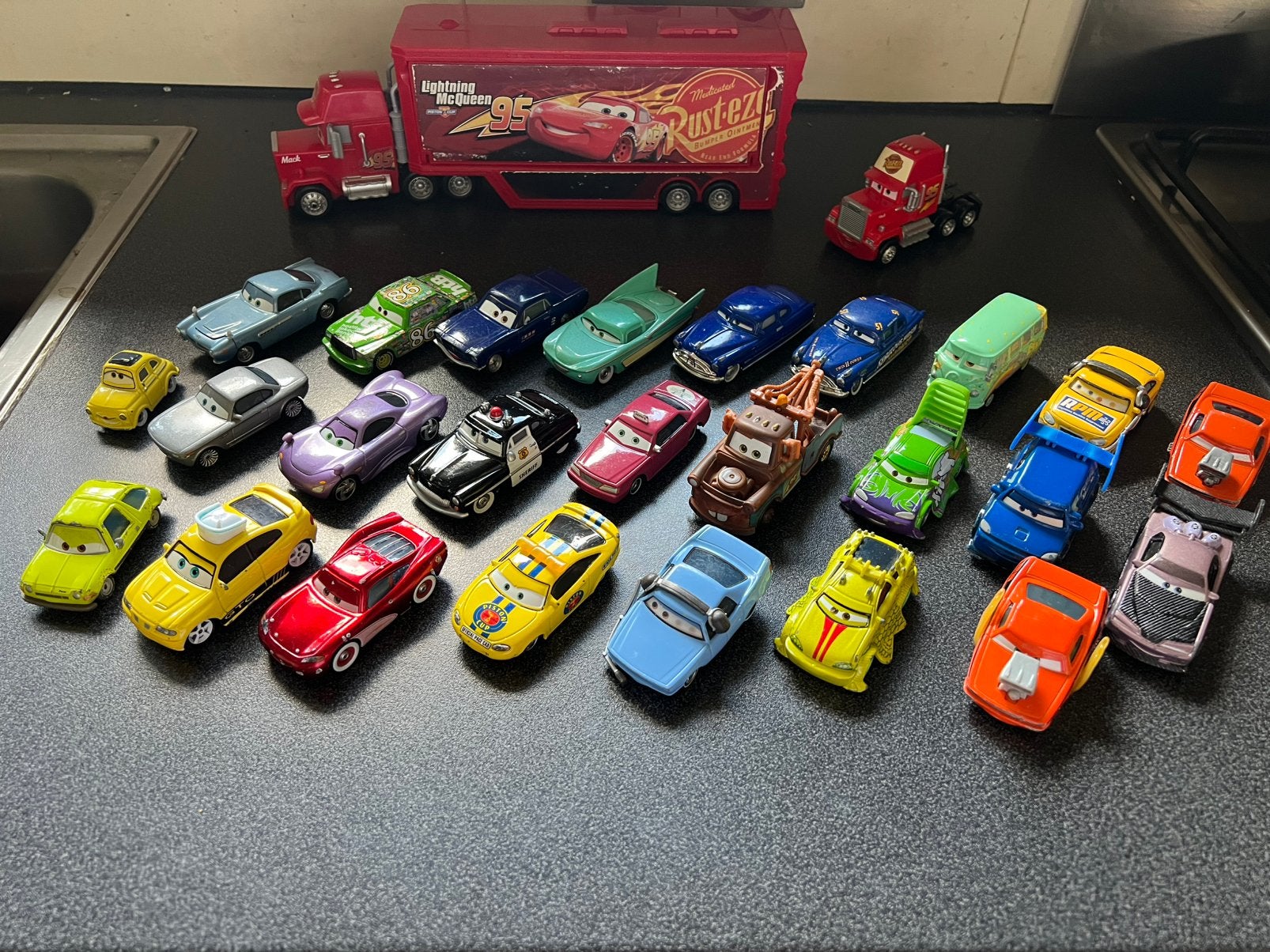 Disney Pixar Cars Mater Ramone Francesco McQueen, Enlèvement ou Envoi, Comme neuf