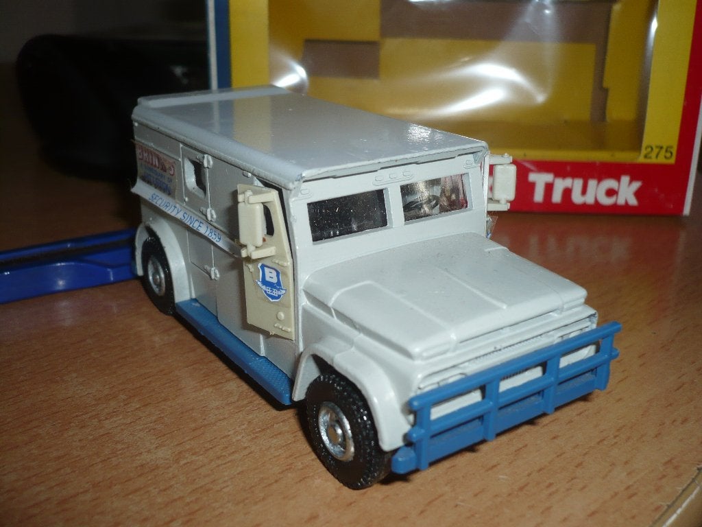 dinky toys BRINKS TRUCK+boite B.E de jeux camion/boite origi, Hobby en Vrije tijd, Ophalen of Verzenden, Gebruikt, Bus of Vrachtwagen