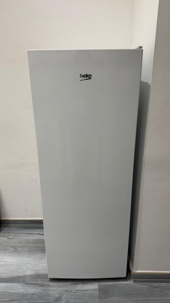 Beko koelkast, Sans bac à congélation, Utilisé, 200 litres ou plus, 45 à 60 cm