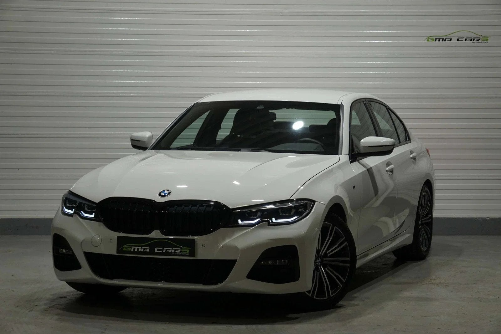 BMW 3 Serie 318 318iA OPF-M-Pack-Navi-dodeH-ZetelV-Carplay-G, Autos, BMW, Achat, Anti démarrage, Noir, Automatique