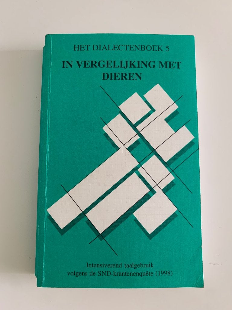 Het Dialectenboek 5: In vergelijking met dieren, Livres, Enlèvement ou Envoi, Comme neuf, Non-fiction