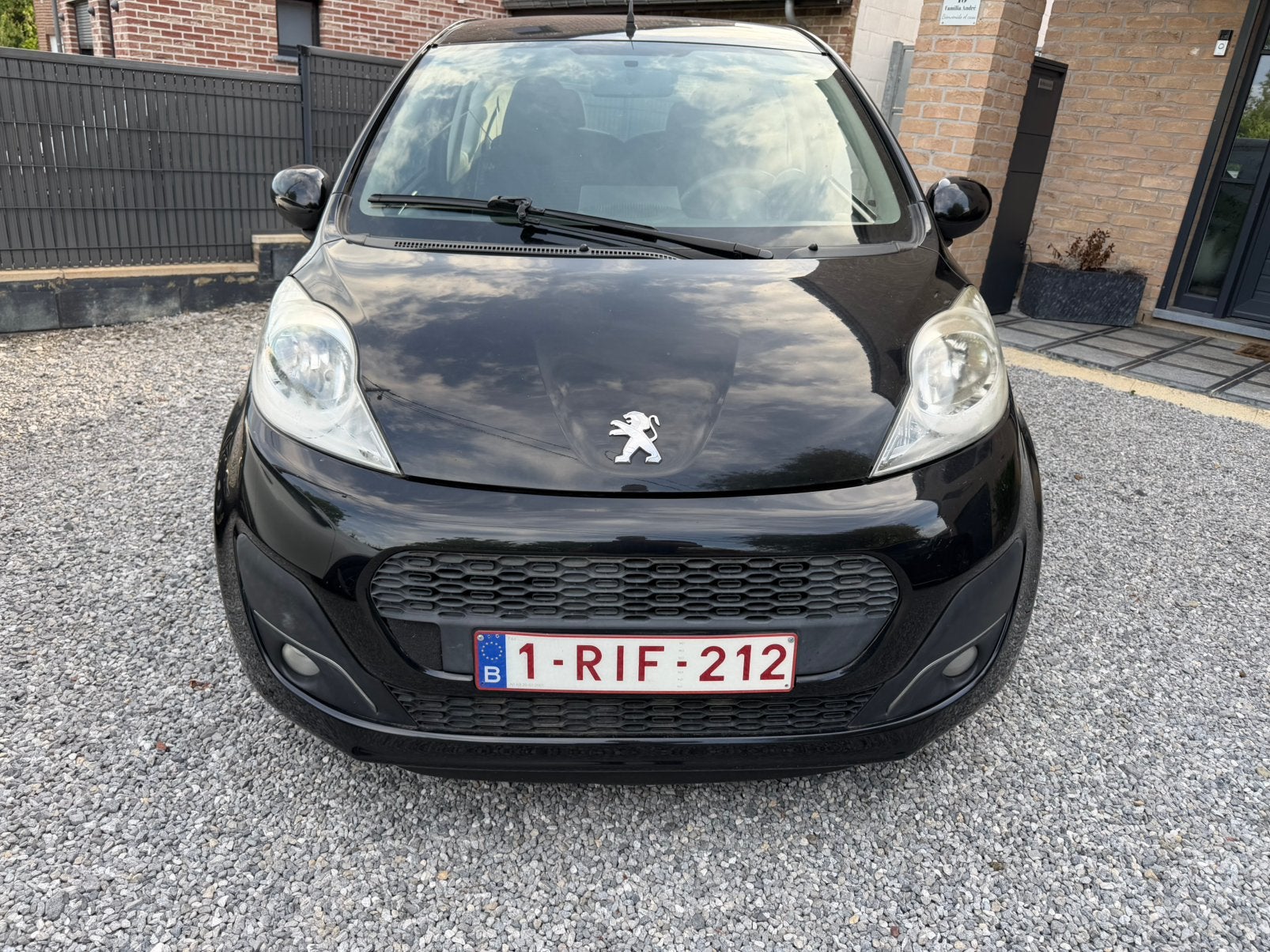 Peugeot 107 1000cc essence 2012 92.000km Grand gps carplay, Achat, Particulier, Essence