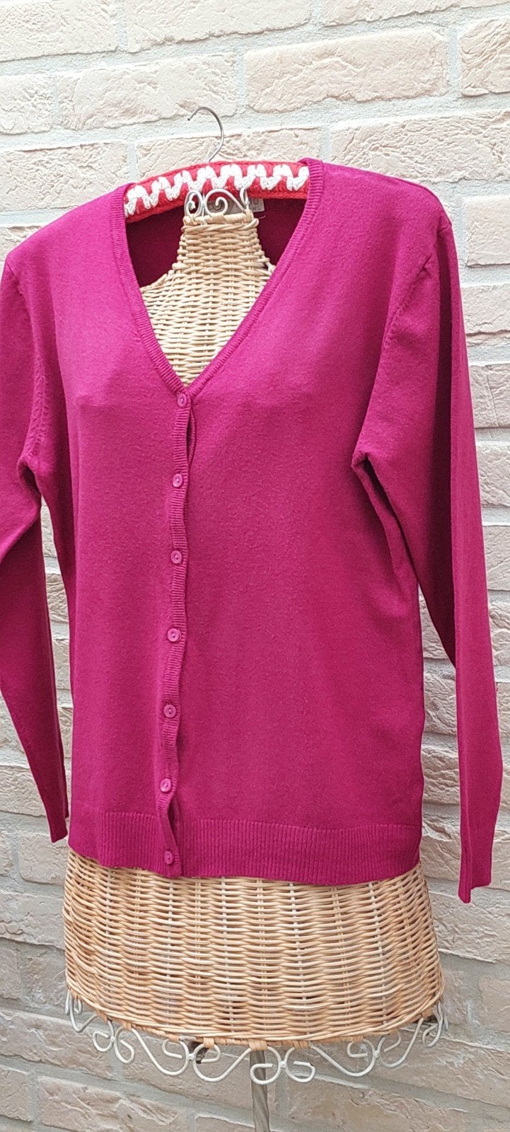 vest maat m/l dabutong 53cm van oksel tot oksel, Rouge, Taille 38/40 (M), Enlèvement ou Envoi, Comme neuf