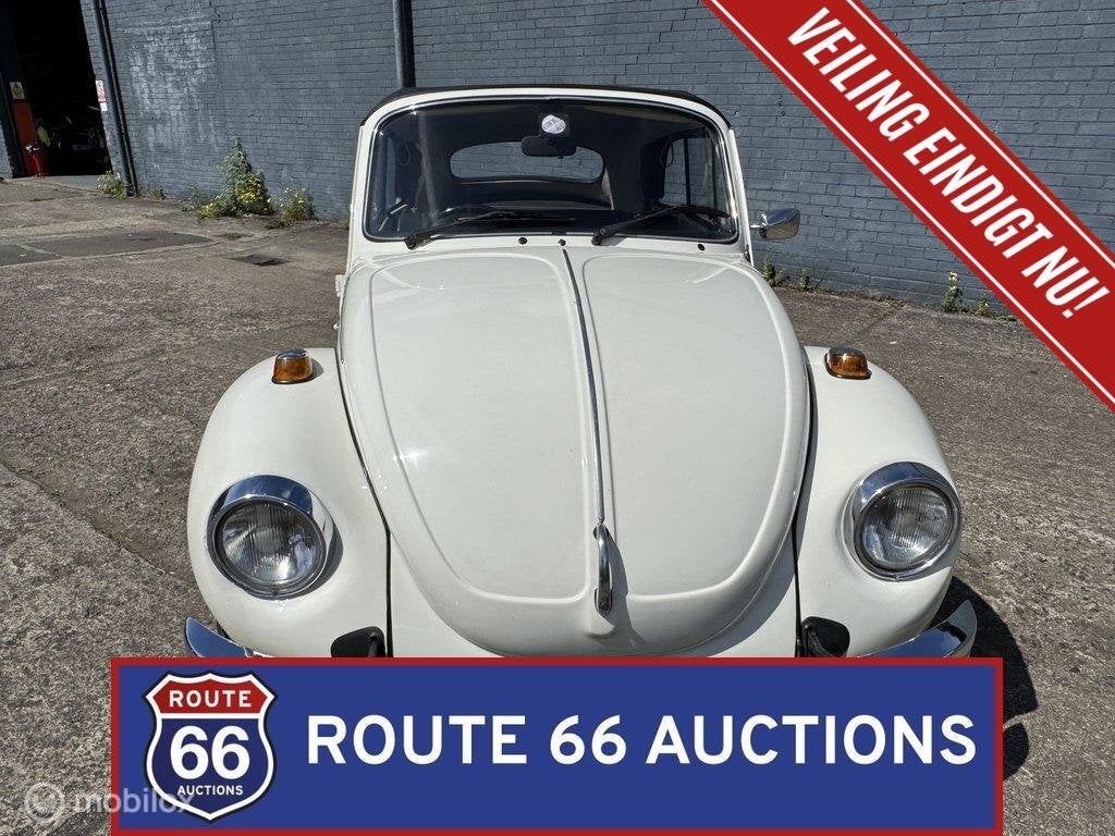 Volkswagen Beetle Cabriolet | 1975 | Route 66 Auctions, Auto's, Volkswagen, Zwart, Bedrijf, Handgeschakeld