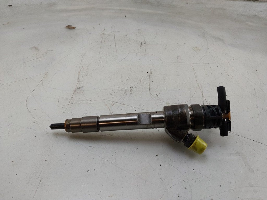 INJECTEUR FAP BMW 5 serie Touring (G31) (01-2017/05-2022), Robert Bosch AG, Utilisé, BMW, Robert-Bosch-Allee 1
74232  Abstatt, DE