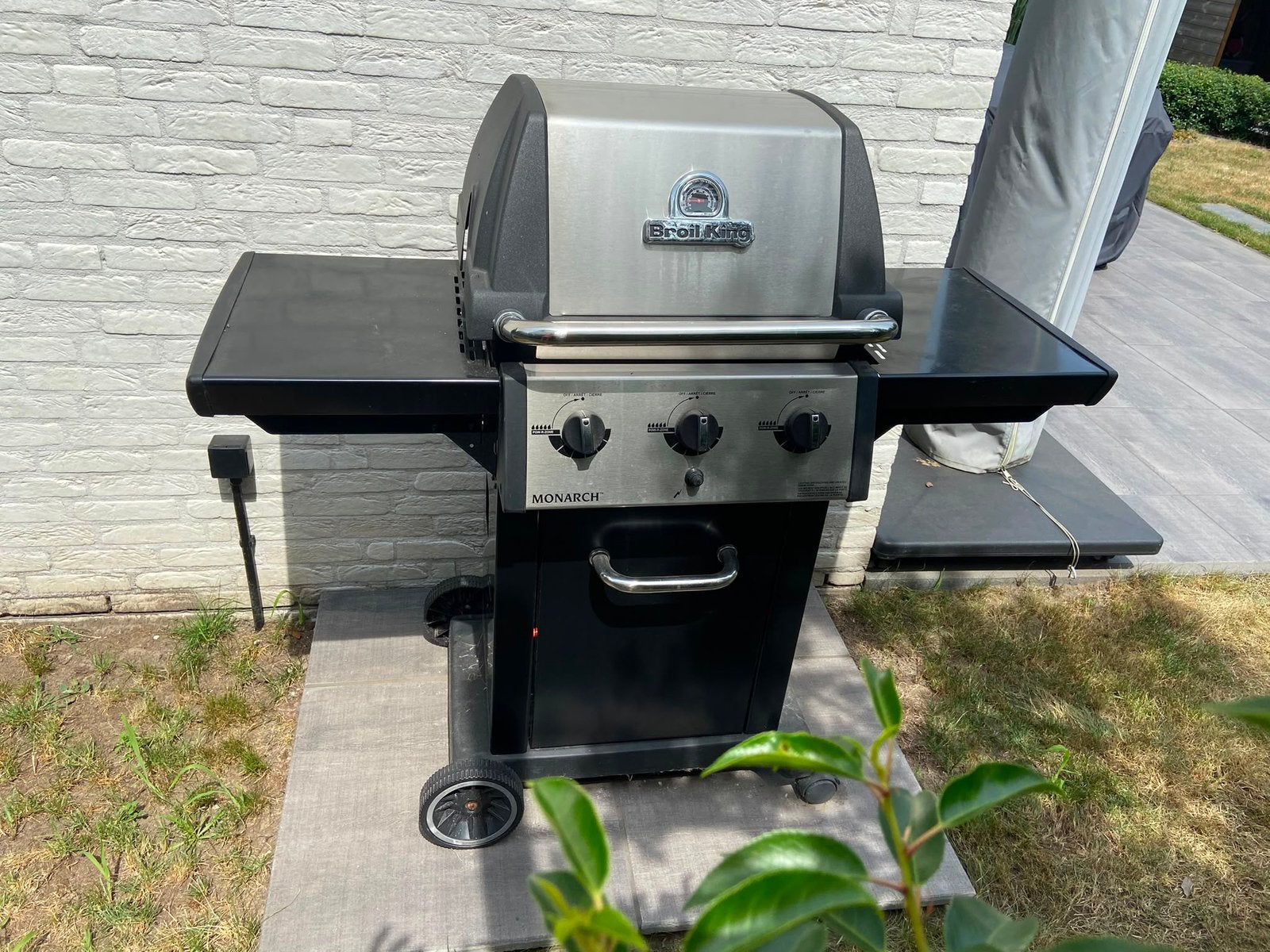Gasbarbeque Broil King (Monarch 320), Jardin & Terrasse, Barbecues à gaz, Utilisé, Enlèvement