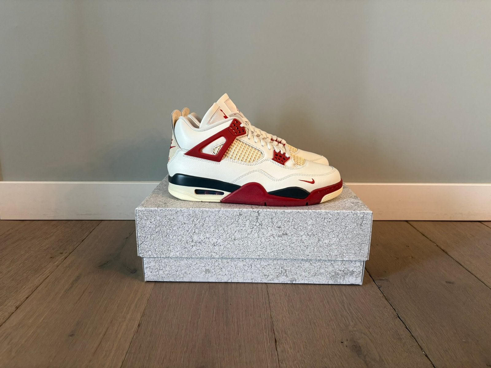 Air Jordan 4 x Nigel Sylvester “ Brick after Brick “ Maat 46, Kleding | Heren, Schoenen, Overige kleuren, Nieuw, Ophalen of Verzenden