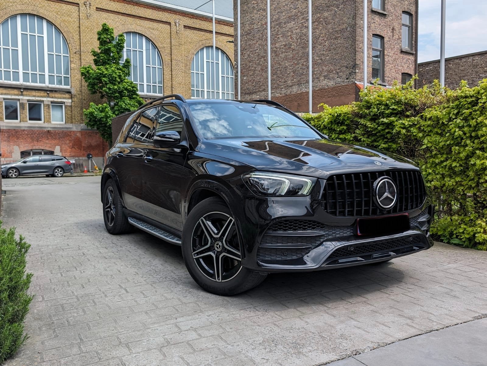 Prachtige Mercedes-Benz GLE 350 d (AMG Line) – 95.000 km, Auto's, Mercedes-Benz, Automaat, GLE, Zwart, Diesel
