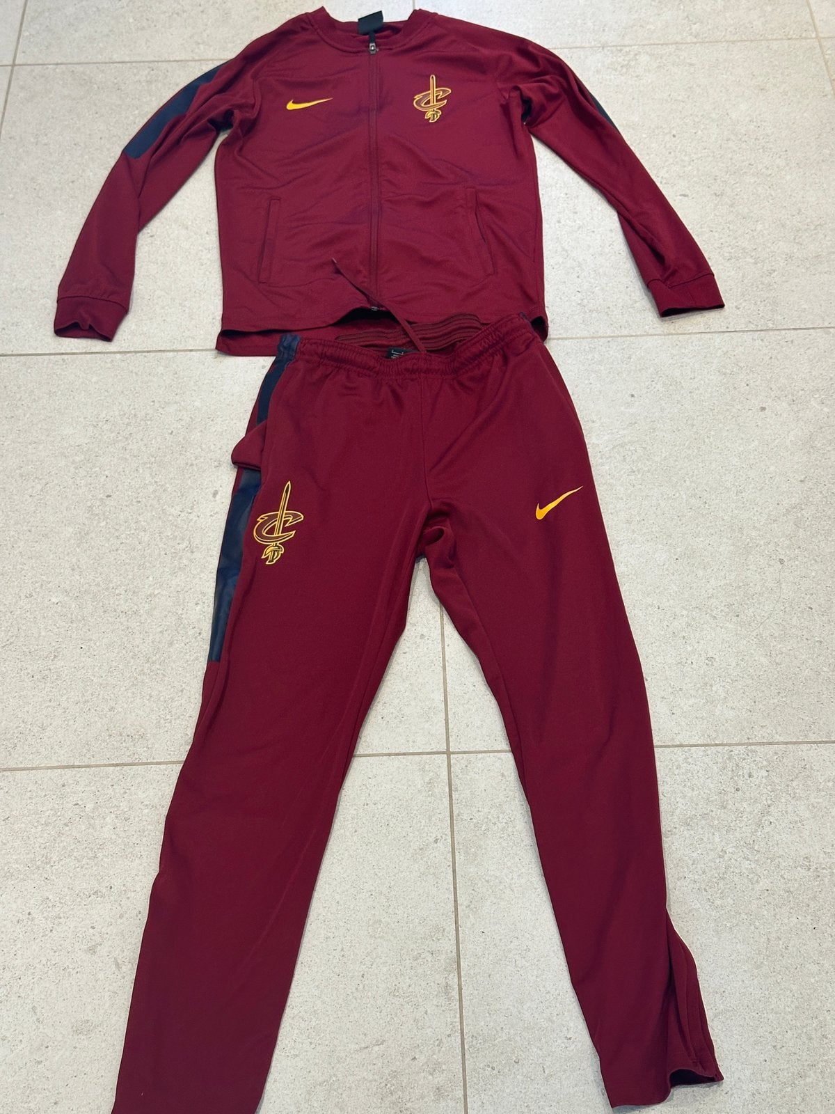 Ensemble nike basketball, Enlèvement ou Envoi, Comme neuf, Général