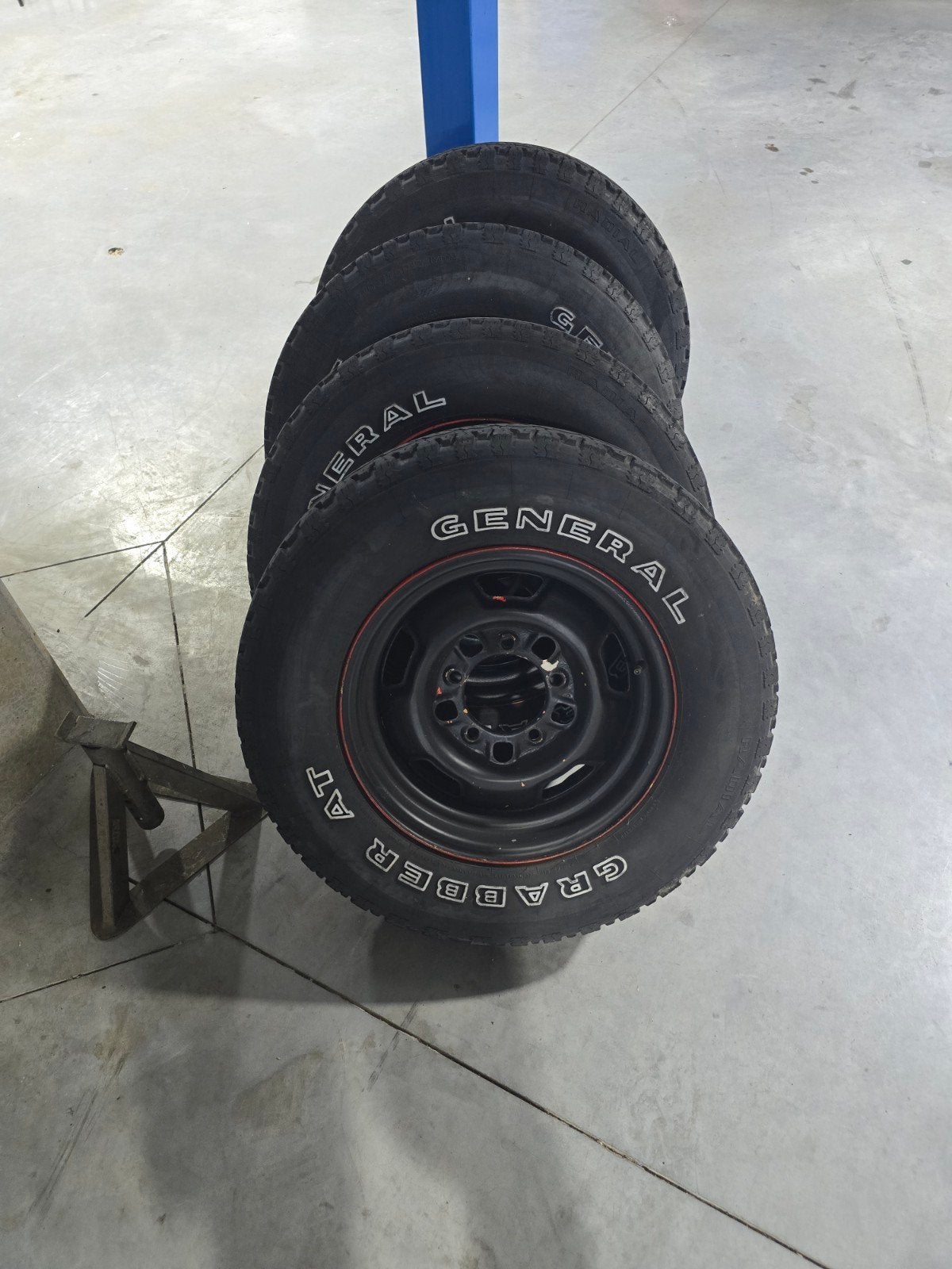 jantes et pneu 4x4, 15 pouces, Pneus et Jantes, 4 Saisons, 205 mm