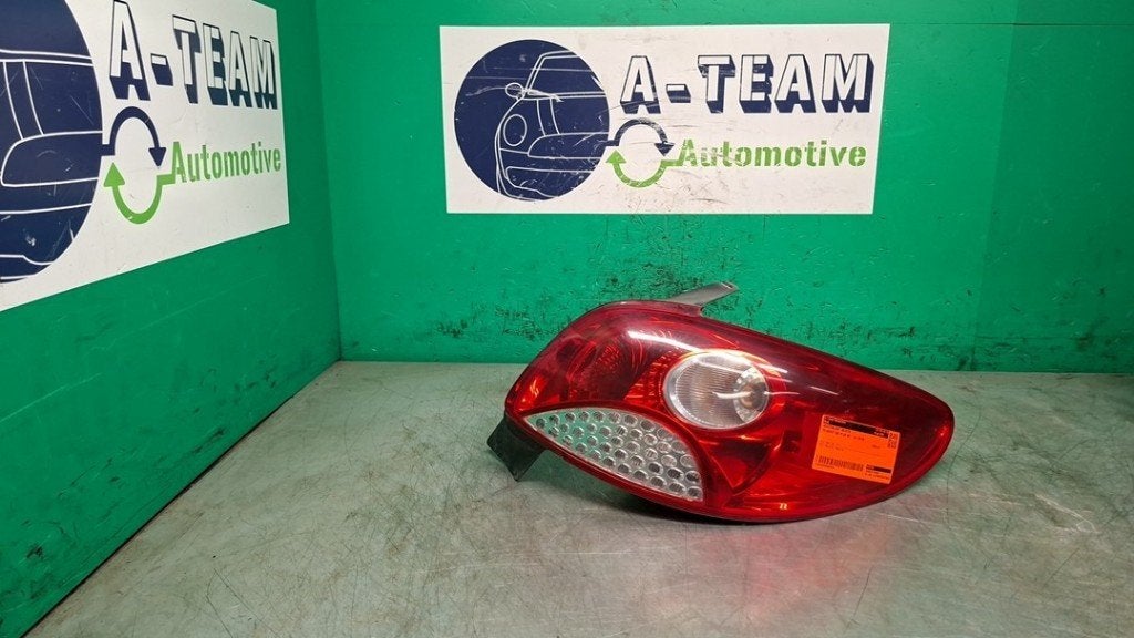 ACHTERLICHT RECHTS Peugeot 206+ (2L / M) (|6351GV|), Kontakt-peugeot@peugeot.com, Gebruikt, Peugeot Deutschland GmbH, Bahnhofsplatz
65423  Rüsselsheim, DE