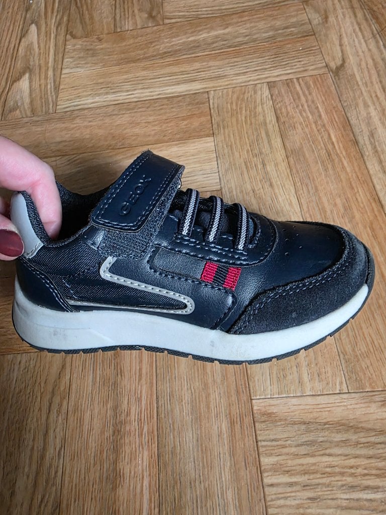Chaussures à scratch pour garçon, Enfants & Bébés, Enlèvement