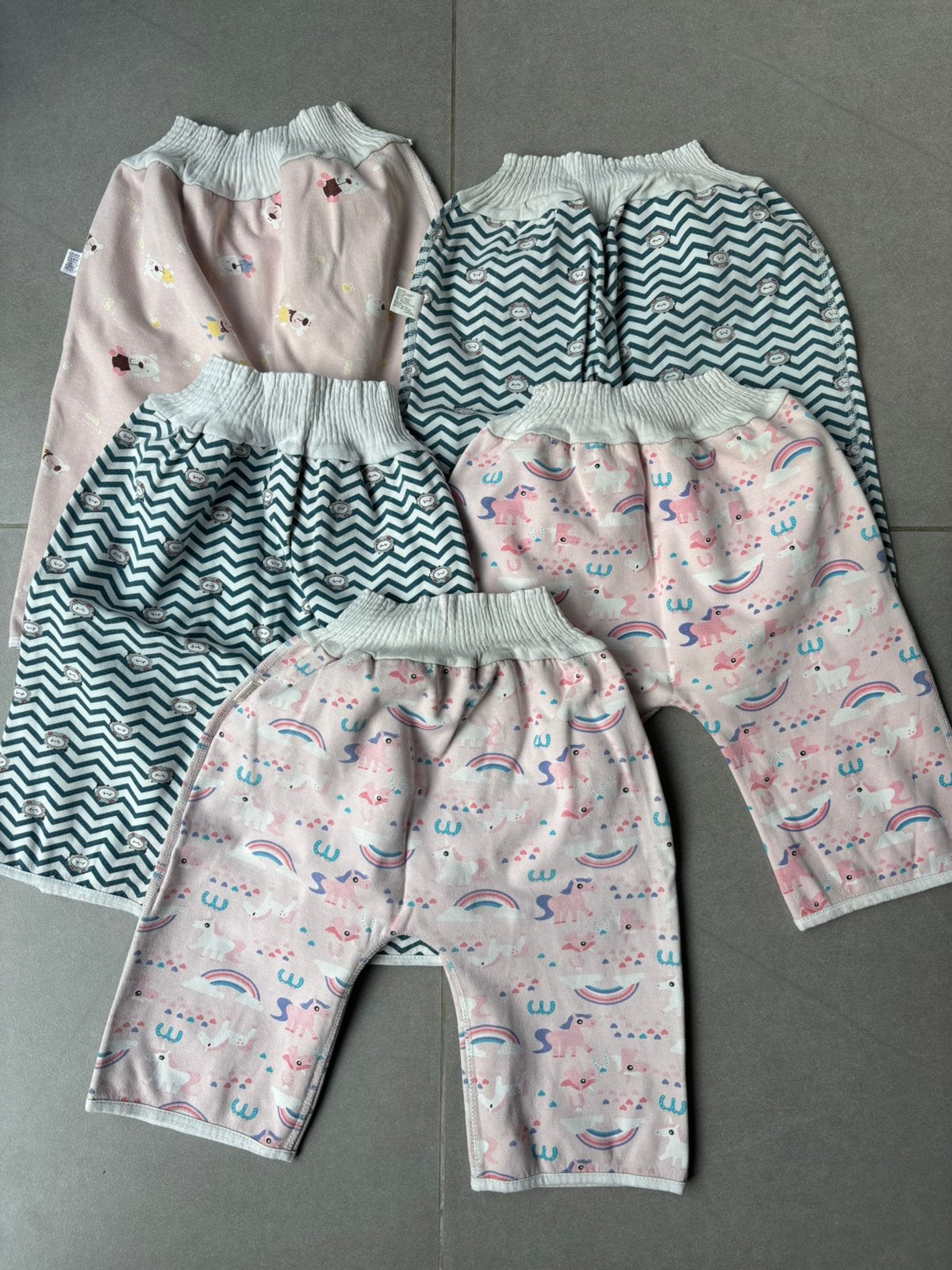 Pantalons d'entraînement pour filles en cas d'accident, Enlèvement ou Envoi, Utilisé