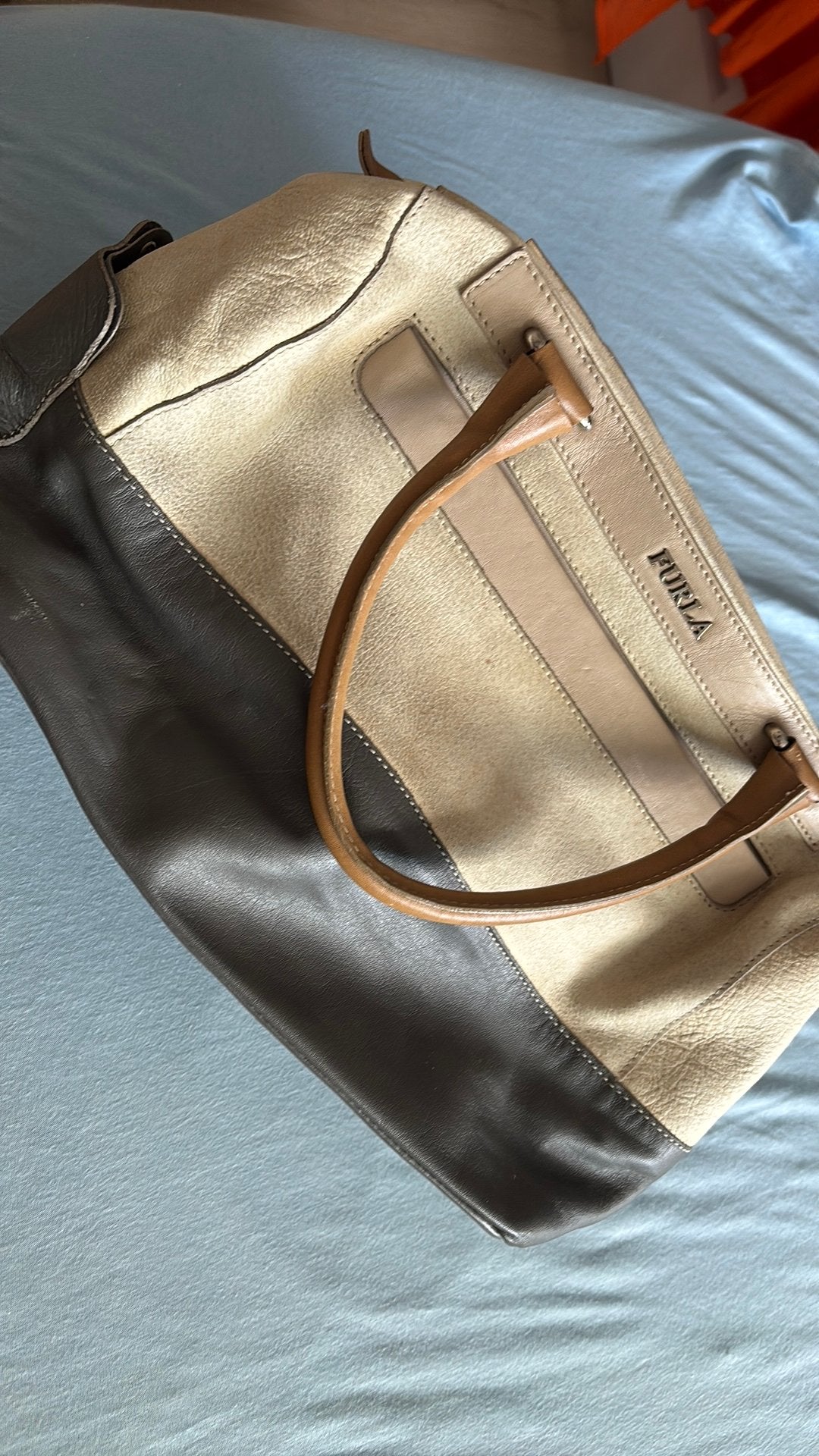 Furla Vintage Two-Tone Real Leather Suede Bowling Bag, Handtassen en Accessoires, Tassen | Damestassen, Ophalen, Gebruikt, Beige