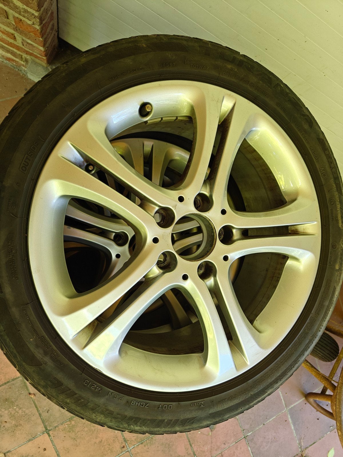 Mercedes velgen // 22545R17 91v, Enlèvement, Pneus été, Jante(s)