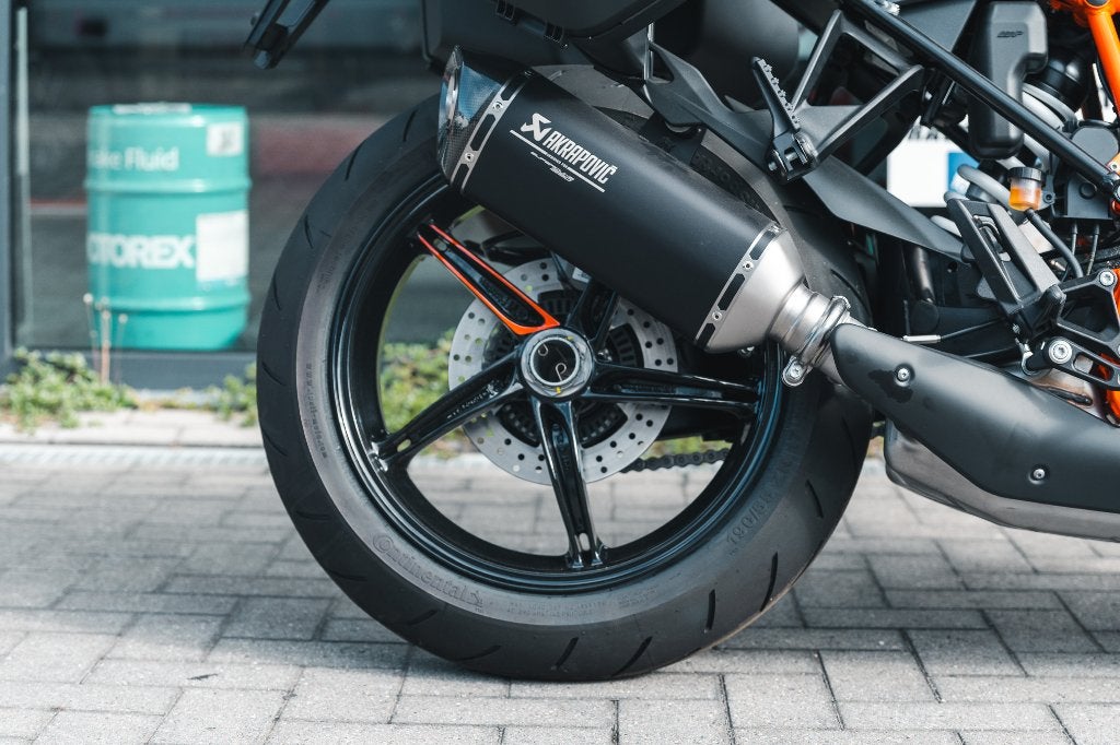 KTM 1290 SUPER DUKE GT 2024 AKRAPOVIC KOFFERS, Permis Moto A, Tourisme, Entreprise, Plus de 35 kW