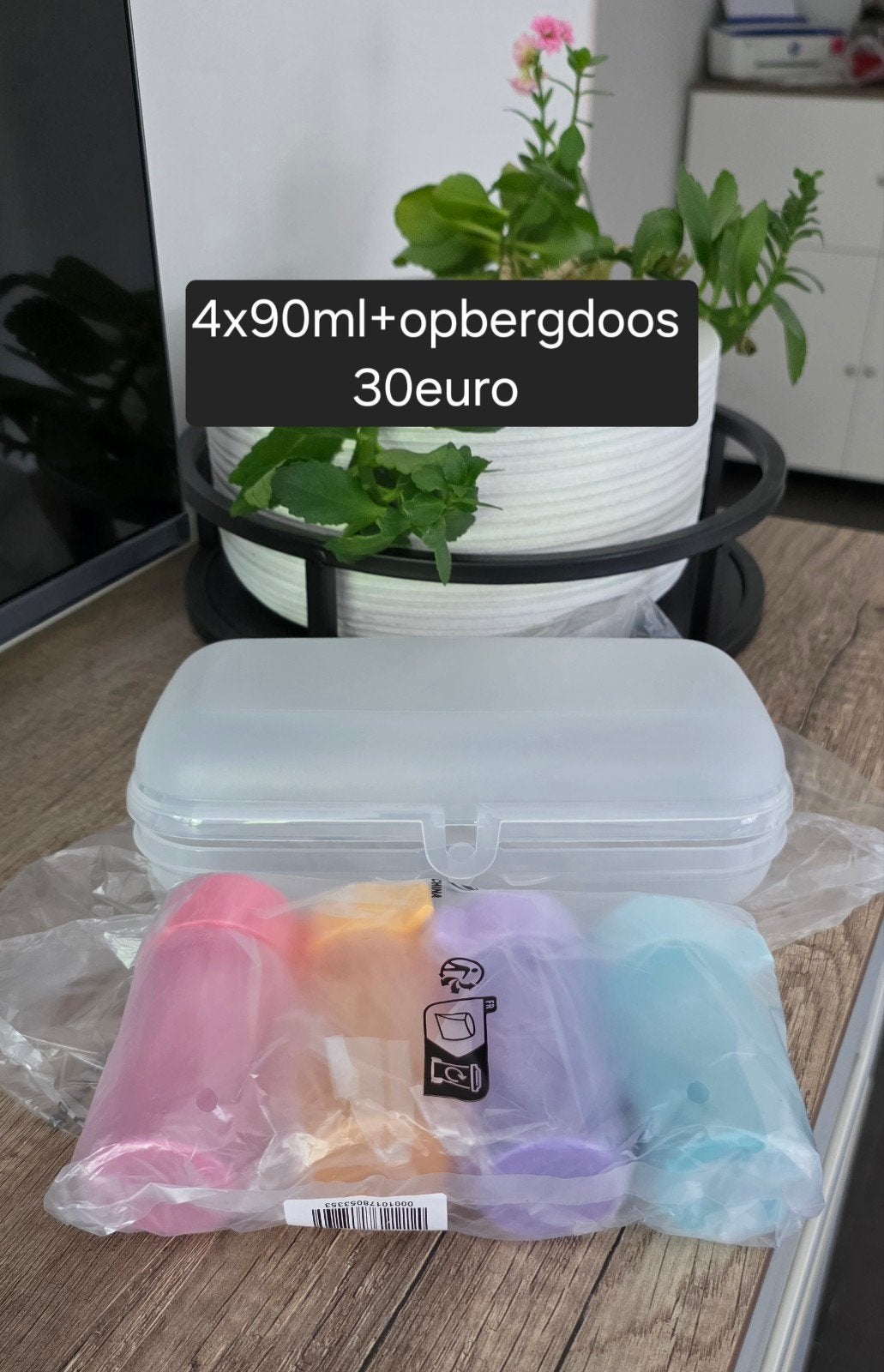Tupperware mini eco flessen 4x 90ml en opbergdoos Nieuw, Maison & Meubles, Cuisine| Tupperware, Enlèvement ou Envoi